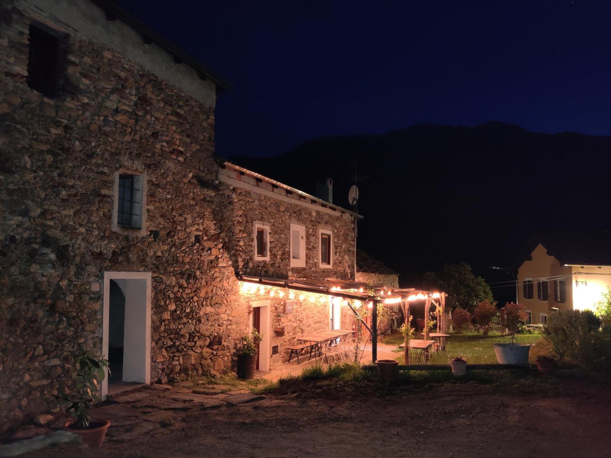 Relais Del Brigante Bed & Breakfast Settimo Vittone Exterior photo