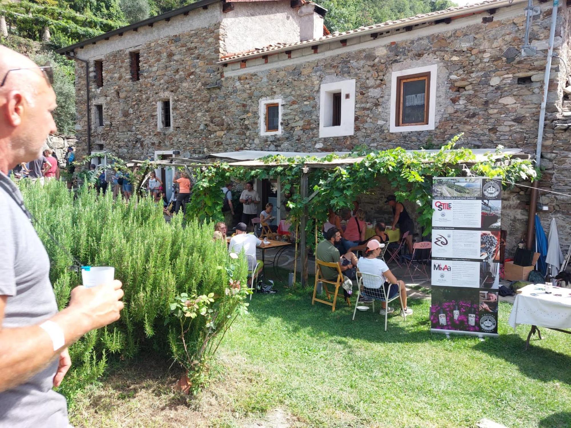 Relais Del Brigante Bed & Breakfast Settimo Vittone Exterior photo